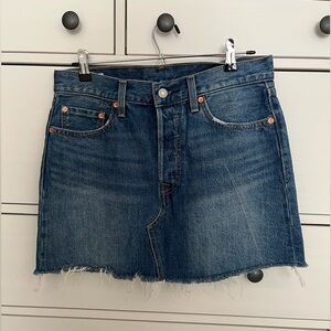 Levi's Deconstructed A-Line Mini Skirt Blue Denim Sz 29 / 8 / M